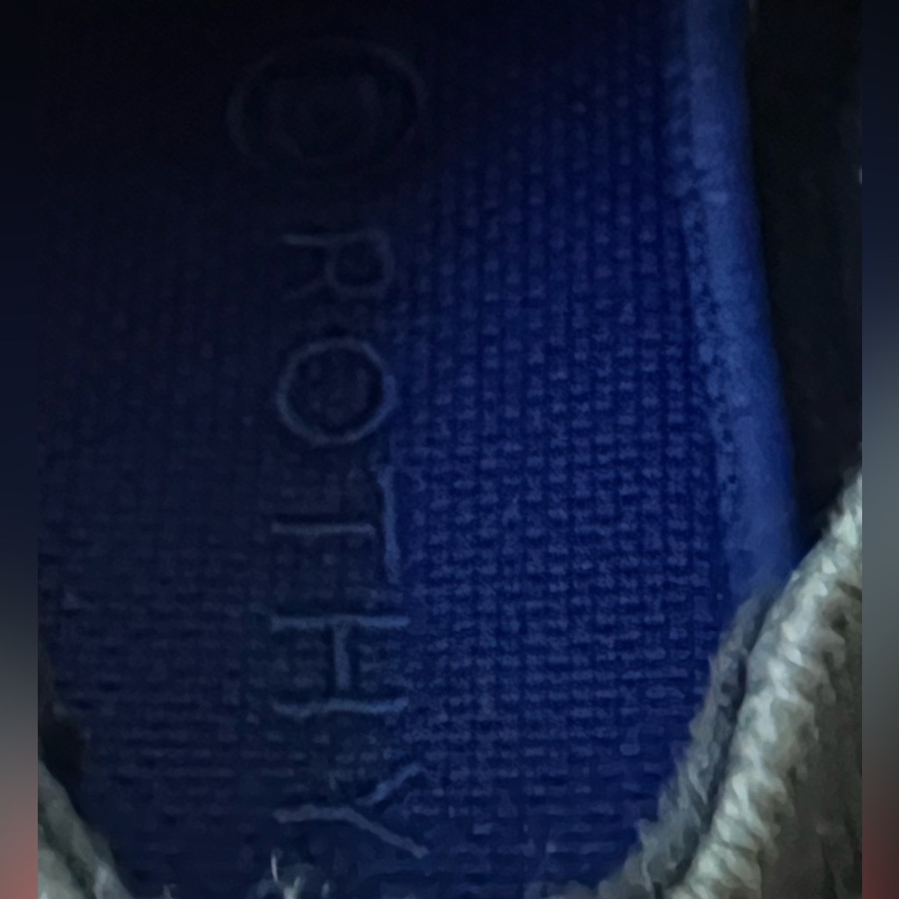 Women’s Rothy high tops - Picture 5 of 5